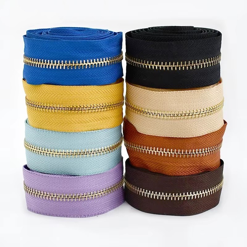 zipper roll